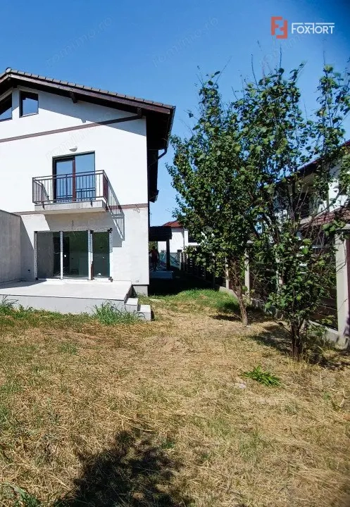 Duplex 4 camere 140 mp utili, toate utilitatile, la asfalt in Giroc - V7800