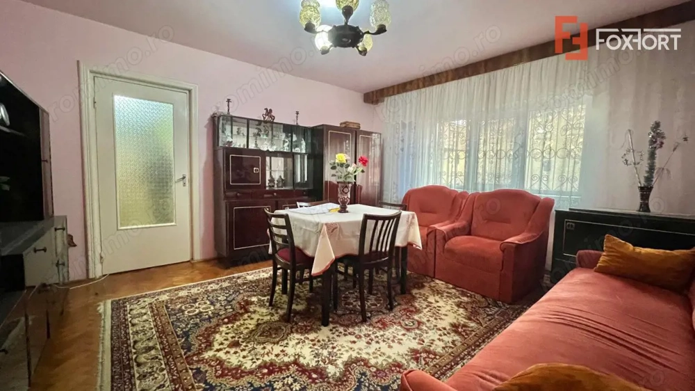 Apartament 2 camere de vanzare, zona Dambovita