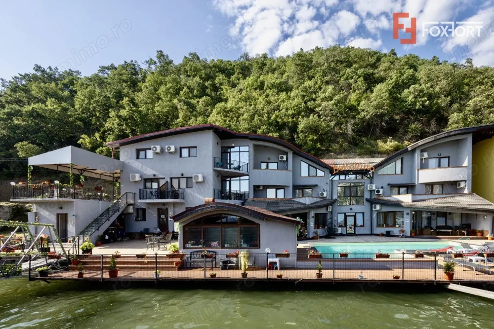 Dubova | Pensiune de vânzare | Ponton restaurant