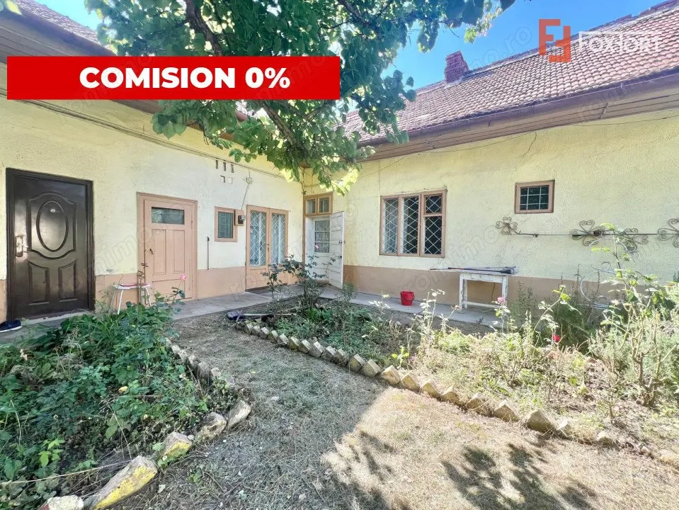 Casa de vanzare la curte comuna Zona Lunei - COMISION 0%