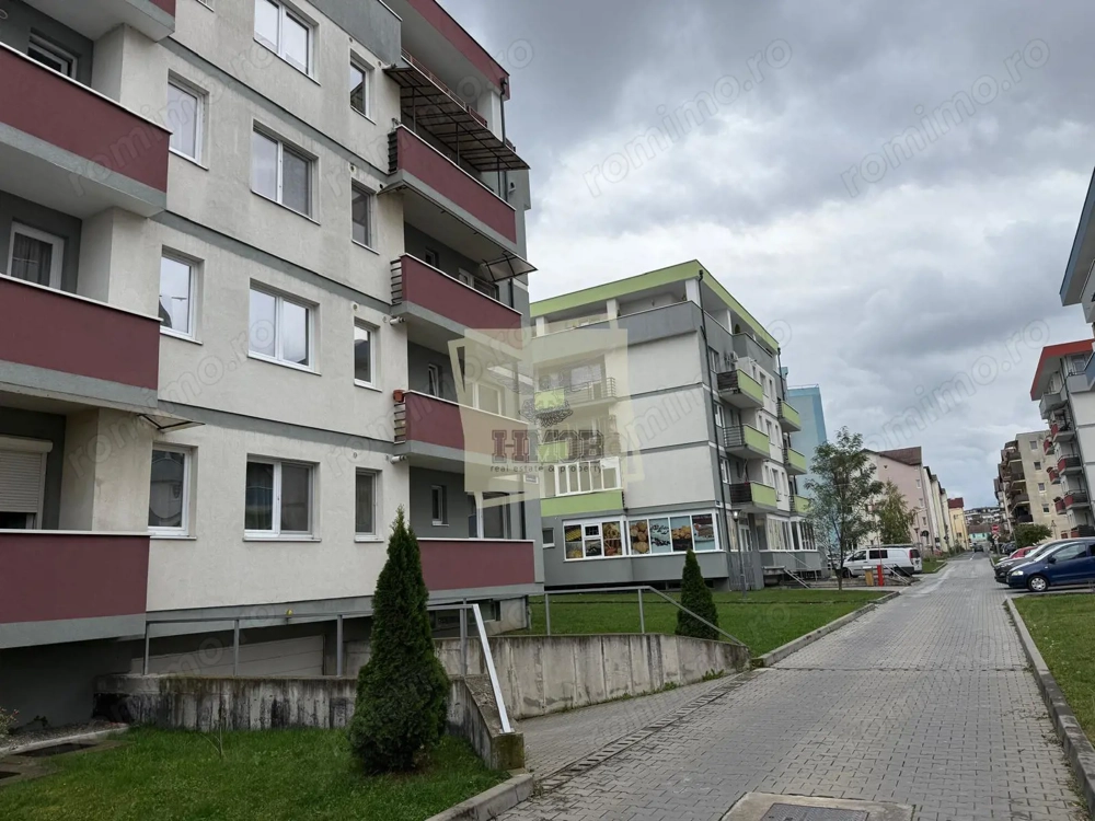 Apartament modern 3 camere cu 2 bai si parcare subterana in Turnisor