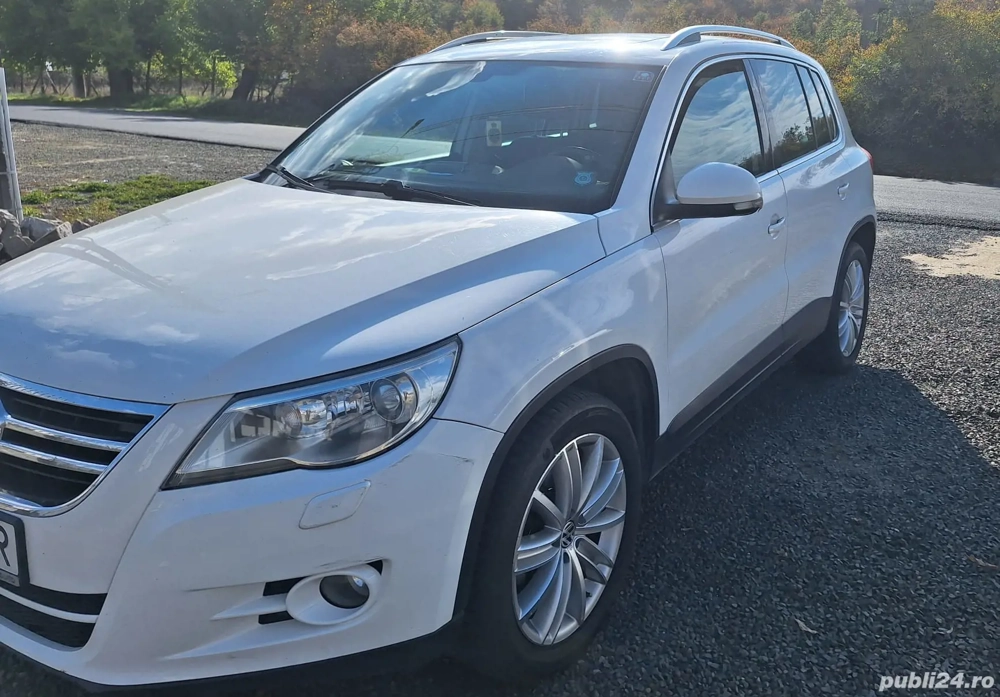 De vânzare WV Tiguan, 4x4,stare bună cu istoric de reparații și întreținere. 