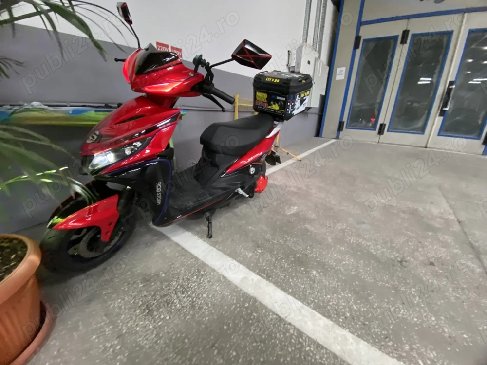 Scter electric 25 km si 50 km viteza max  autonomie 80 km