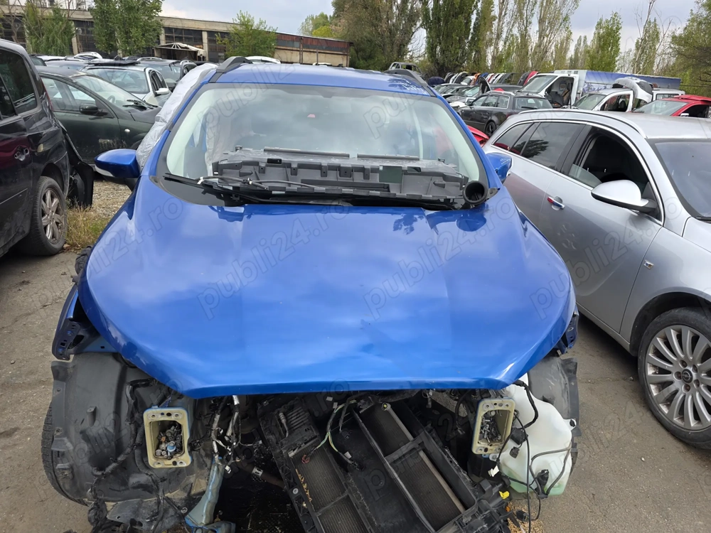 Angajam dezmembrator auto Angajam dezmembrator auto