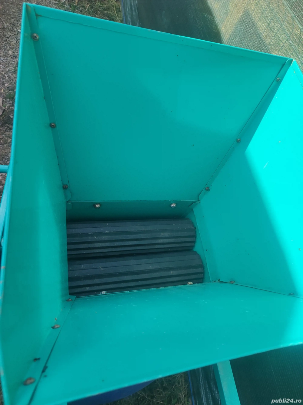 Zdrobitor de struguri 