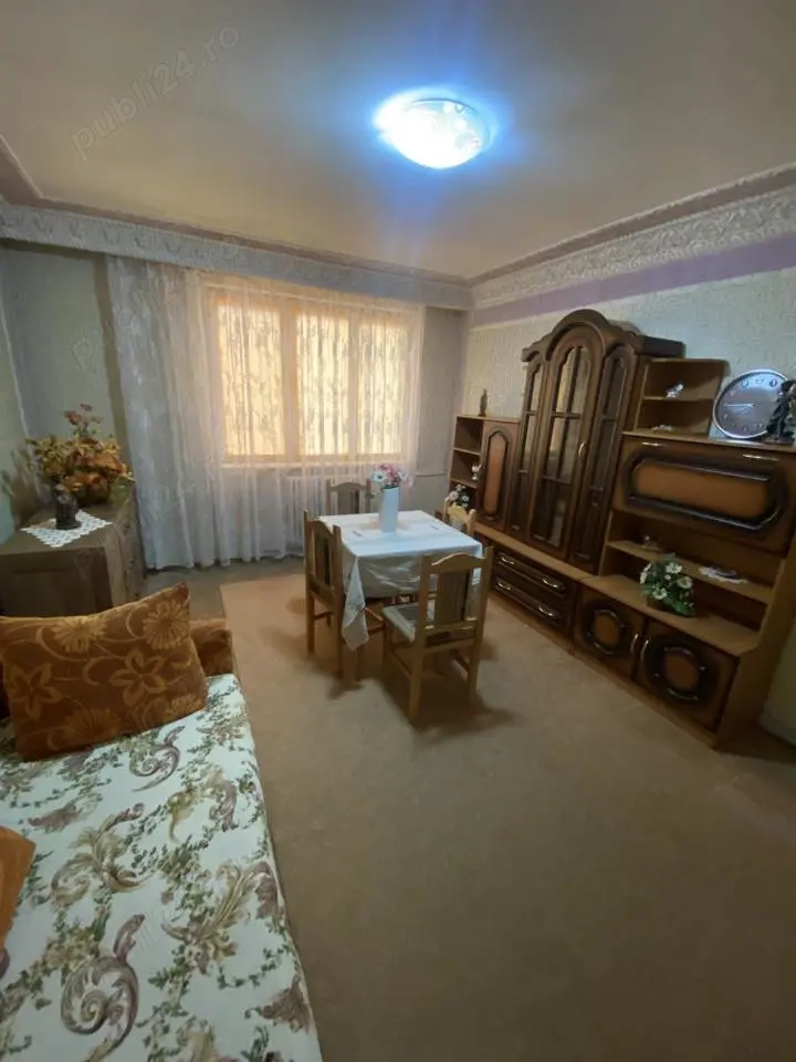 Apartament-250 euro-etaj 3 Apartament-250 euro-etaj 3