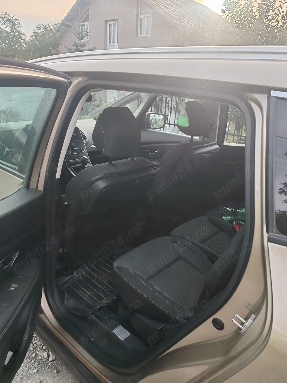 Renault grand scenic  Renault grand scenic