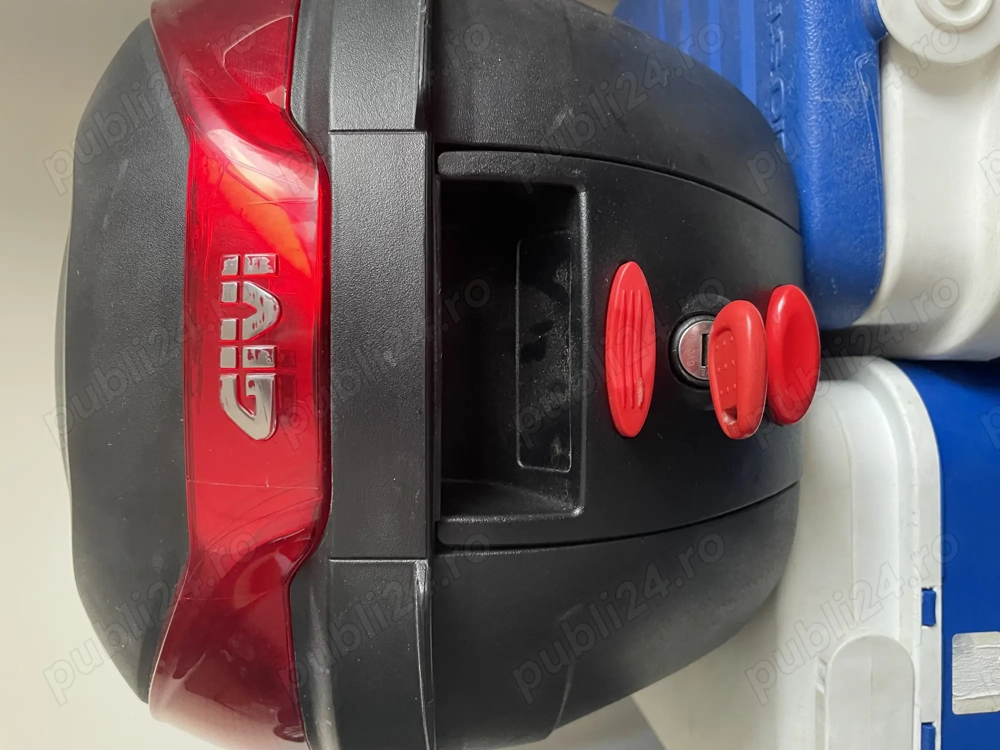 Topcase GIVI- 30 litri