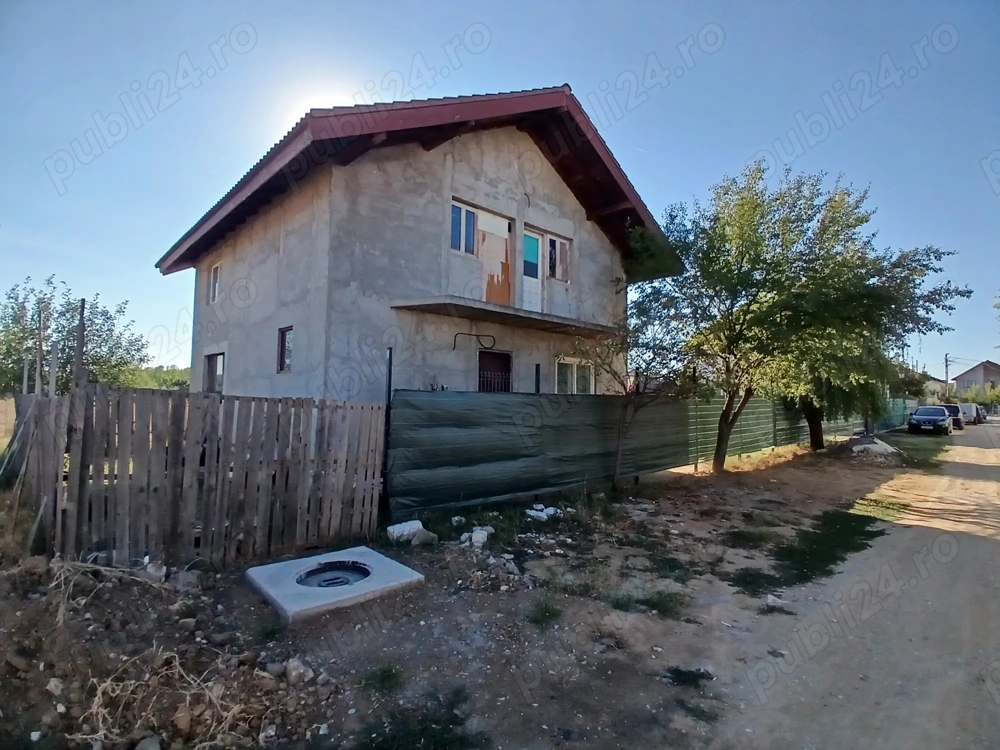 Casa la gri p+e