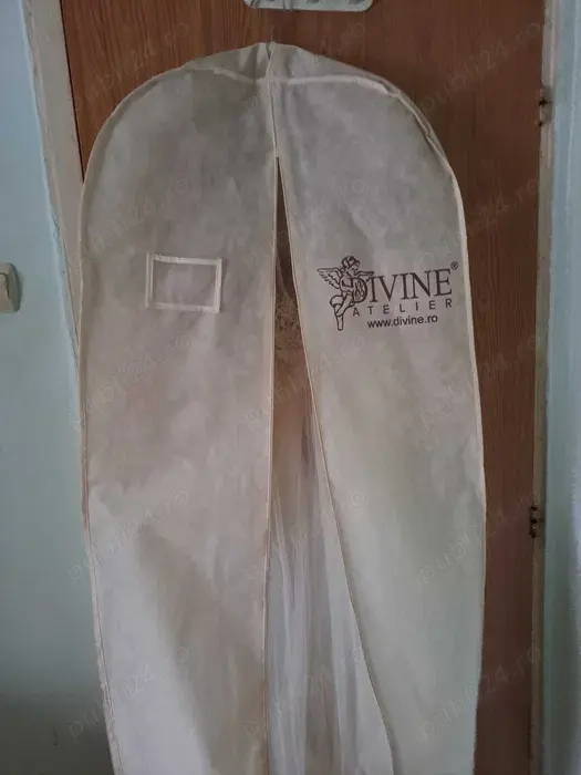Rochie de mireasa creatie Divine Atelier