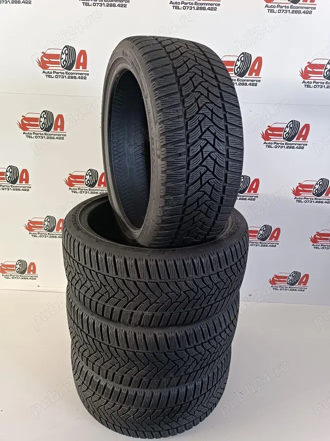 225740/18 92V DUNLOP CP N10706 M+S