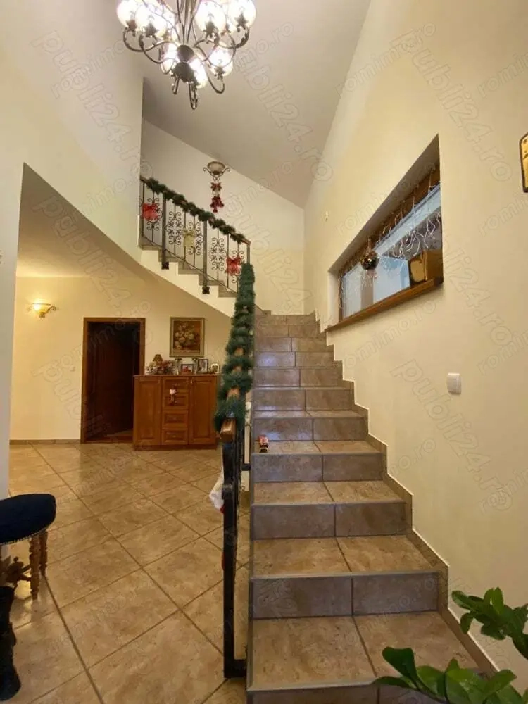 Casa individuala 4 camere, situata in Giroc centru