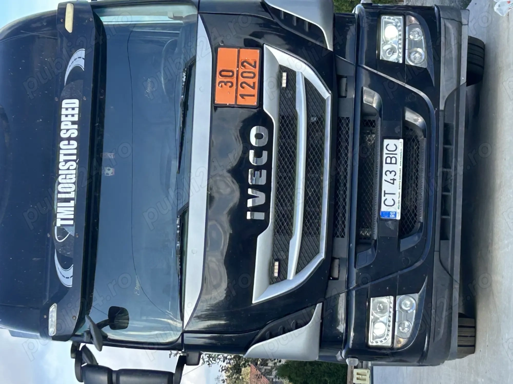 Vând autoutilitară Iveco  Vând autoutilitară Iveco