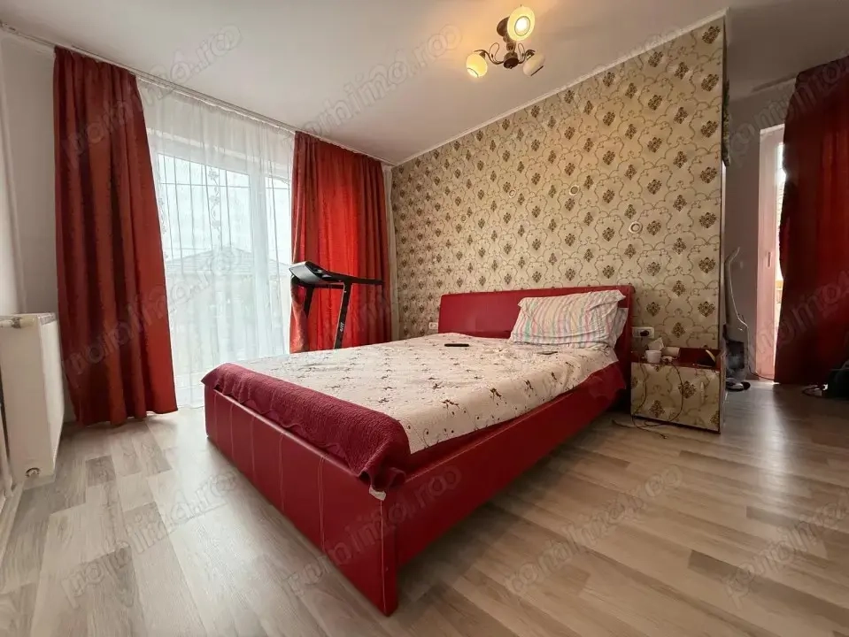 Casa individuala  3 camere 3 locuri de paracare Giroc 