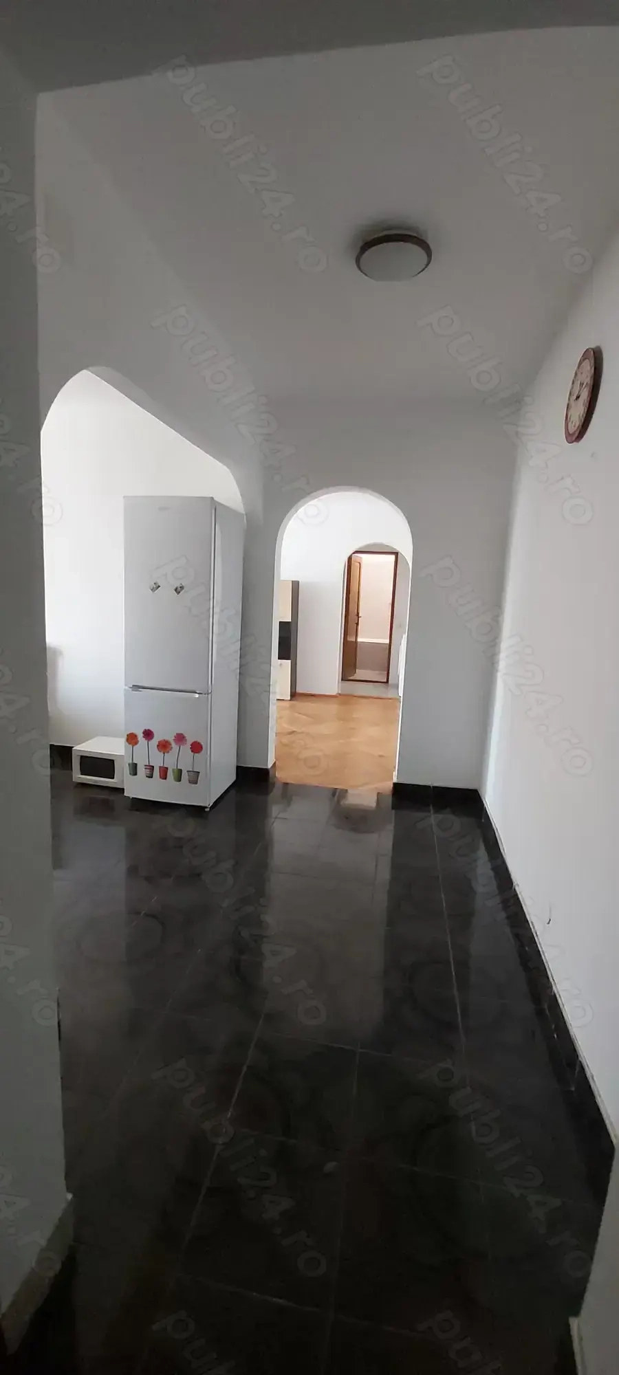 Apartament 2 camere semidecomandat