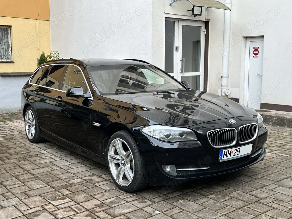 BMW 525d Touring 2011, Manuală