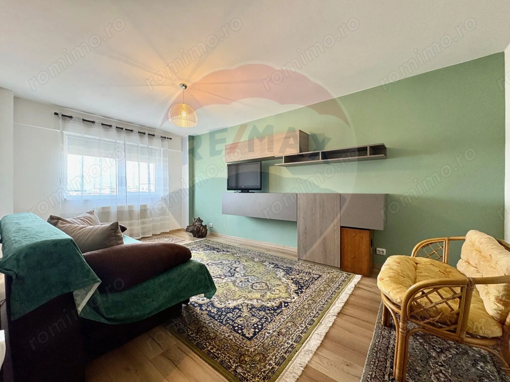 Apartament 3 camere,  Calea Bucuresti -zona Mc Donald's