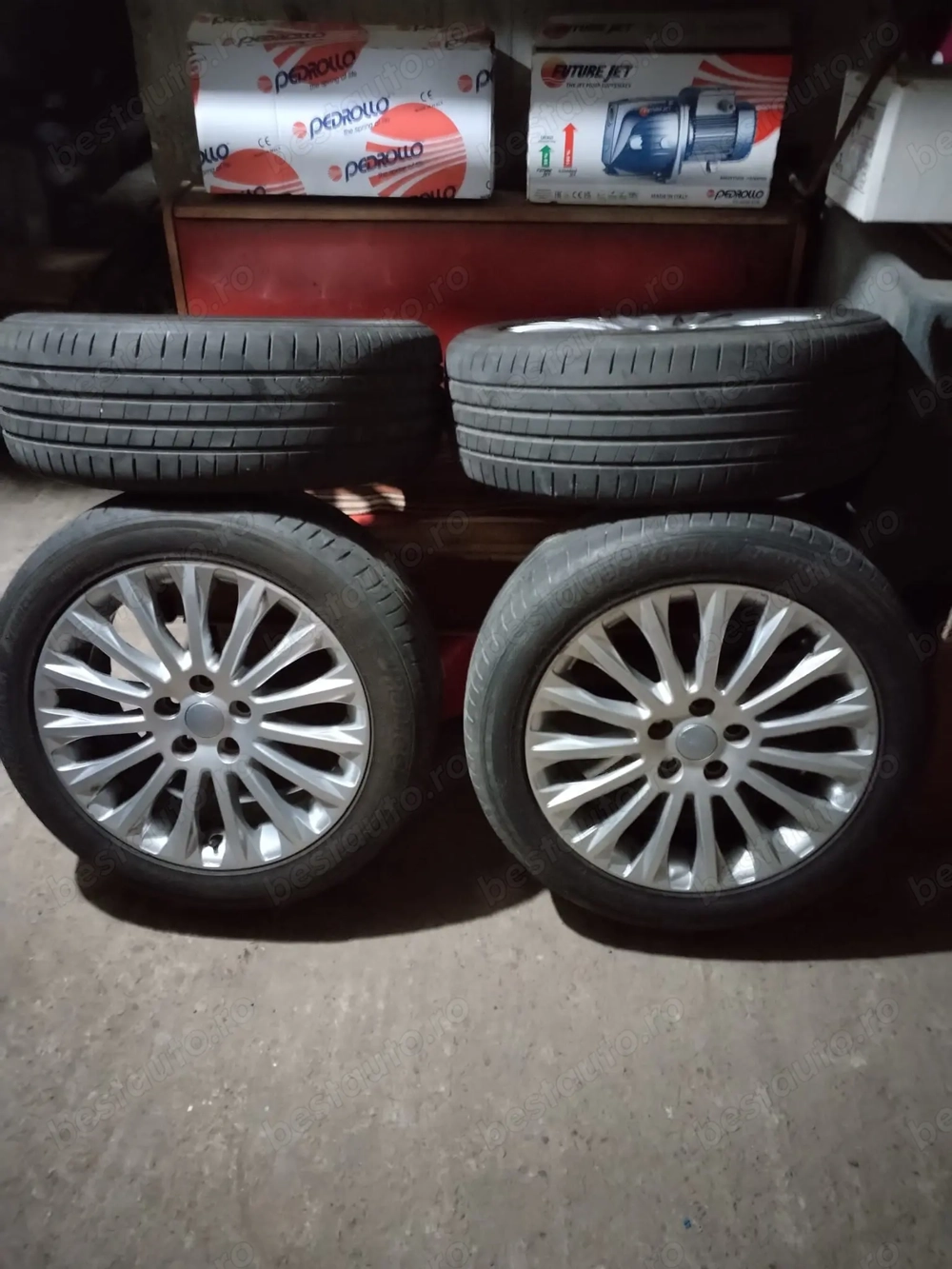 Vând jenti auto + anvelope