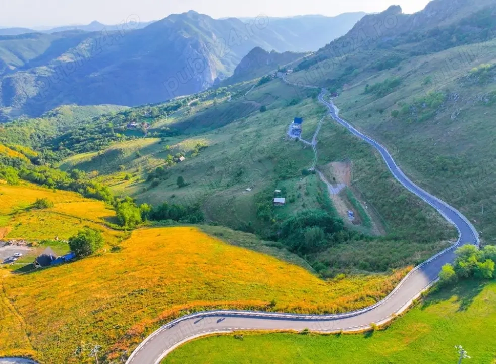 Vând 2 parcele de 4265 mp 2804 mp extravilan Transapuseana, sat Măcărești