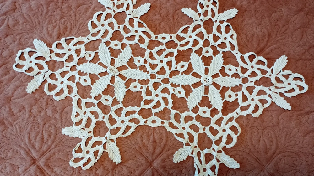 Vând trei seturi macrame!