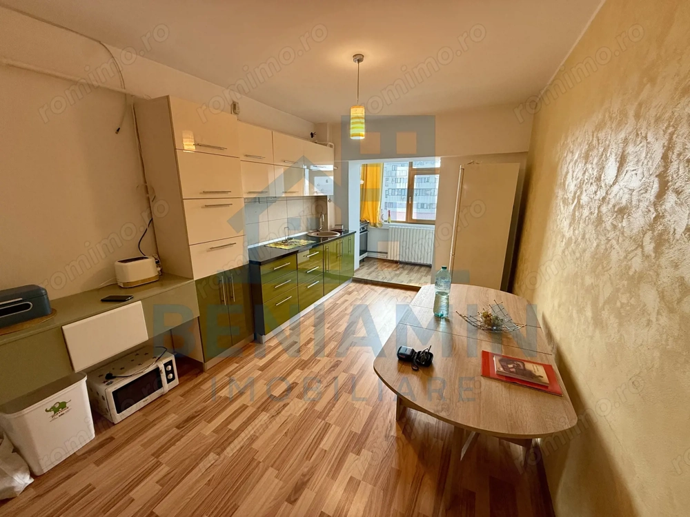 3 Decomandate-2 bai-Centrala termica-Mobilat-Utilat-foarte frumos