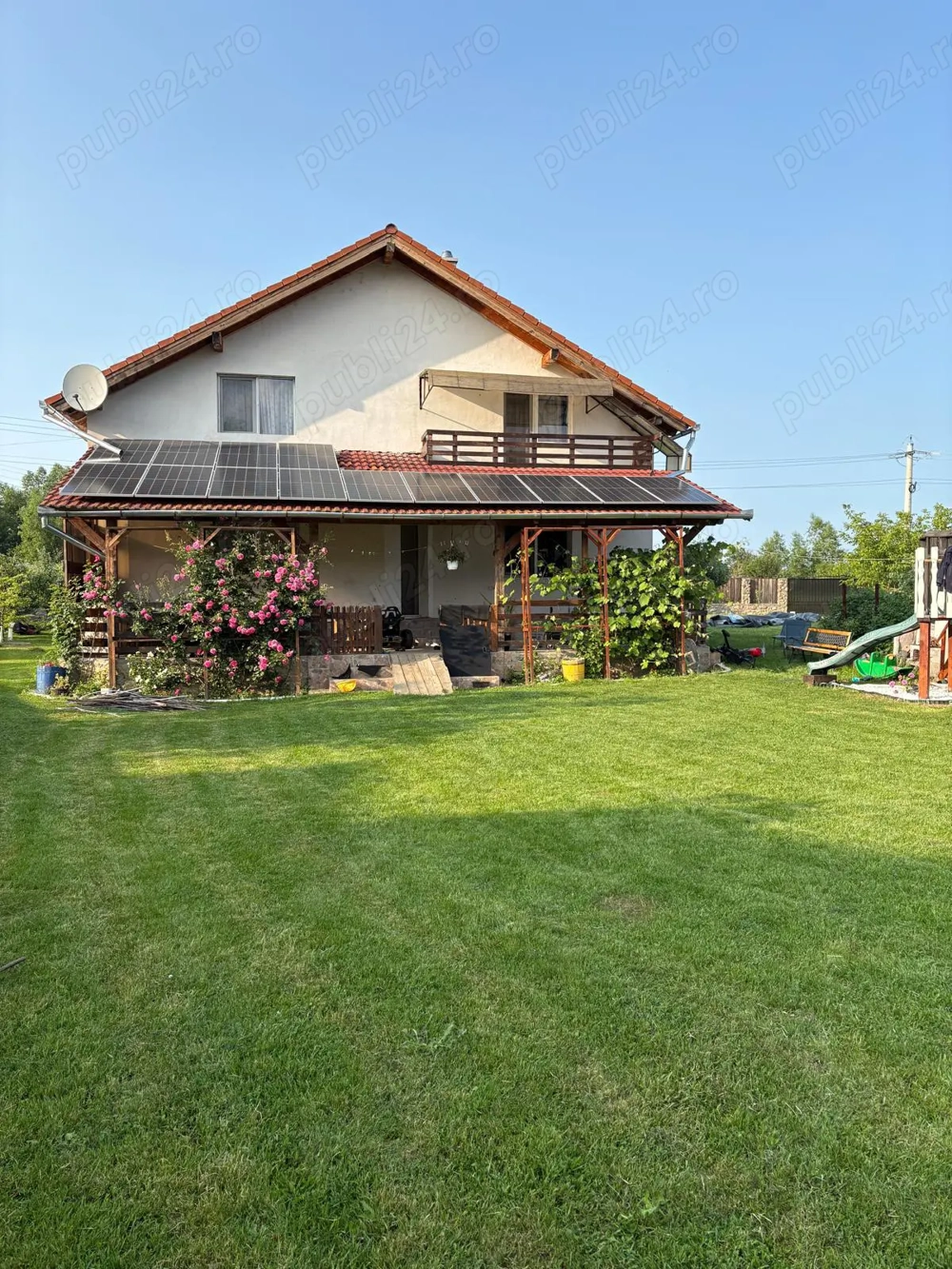 Casa 235 mp utili, Terasa 50, 1702 Teren, 50 deschidere, magazii, beci Casa 235 mp utili, Terasa 50, 1702 Teren, 50 deschidere, magazii, beci