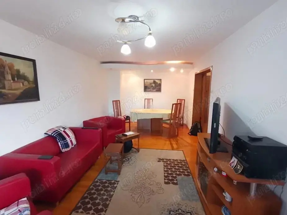 Vanzare Apartament 3 Camere Stradal Bd. Unirii