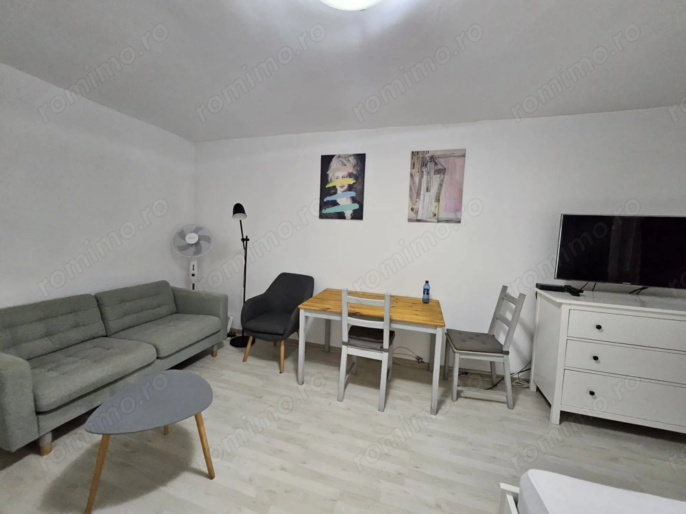 Garsoniera - Metrou Aparatori - Sector 4 Garsoniera - Metrou Aparatori - Sector 4