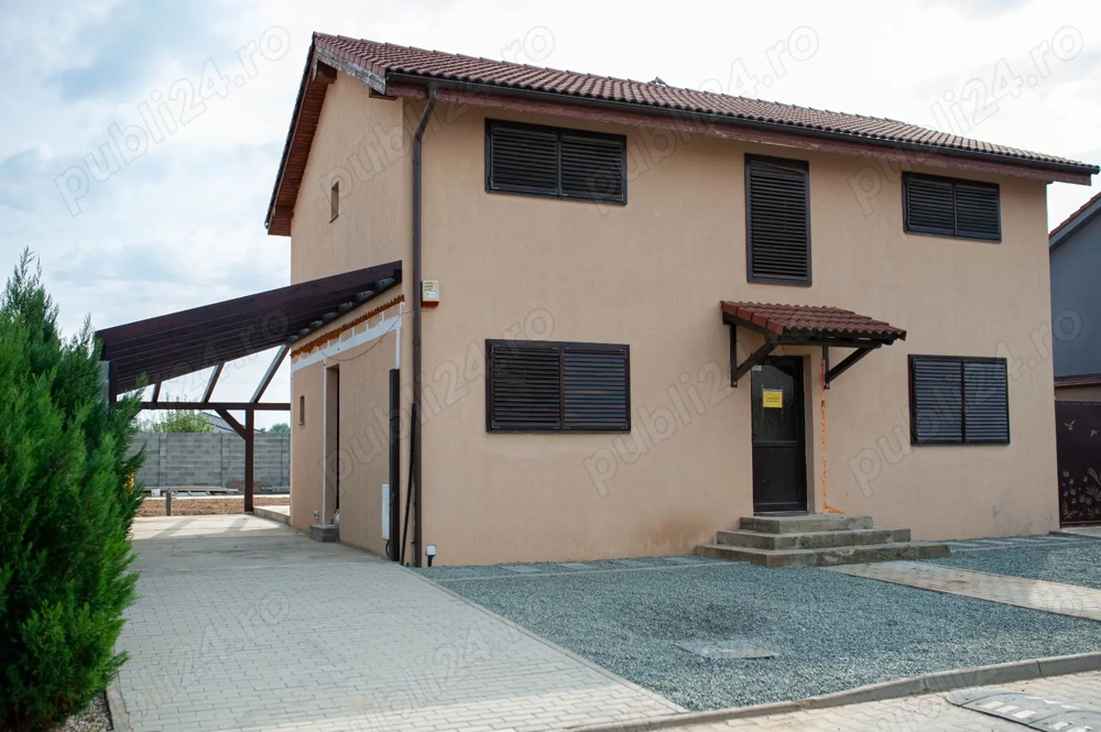 Proprietar - Vand casa noua P+1E in Arad