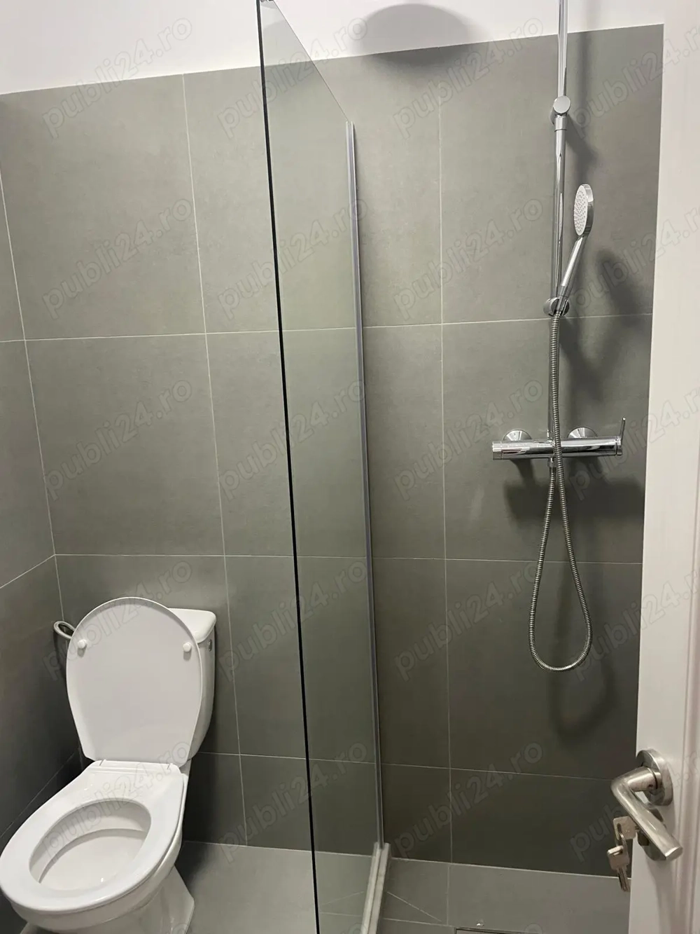 Garsoniera de închiriat