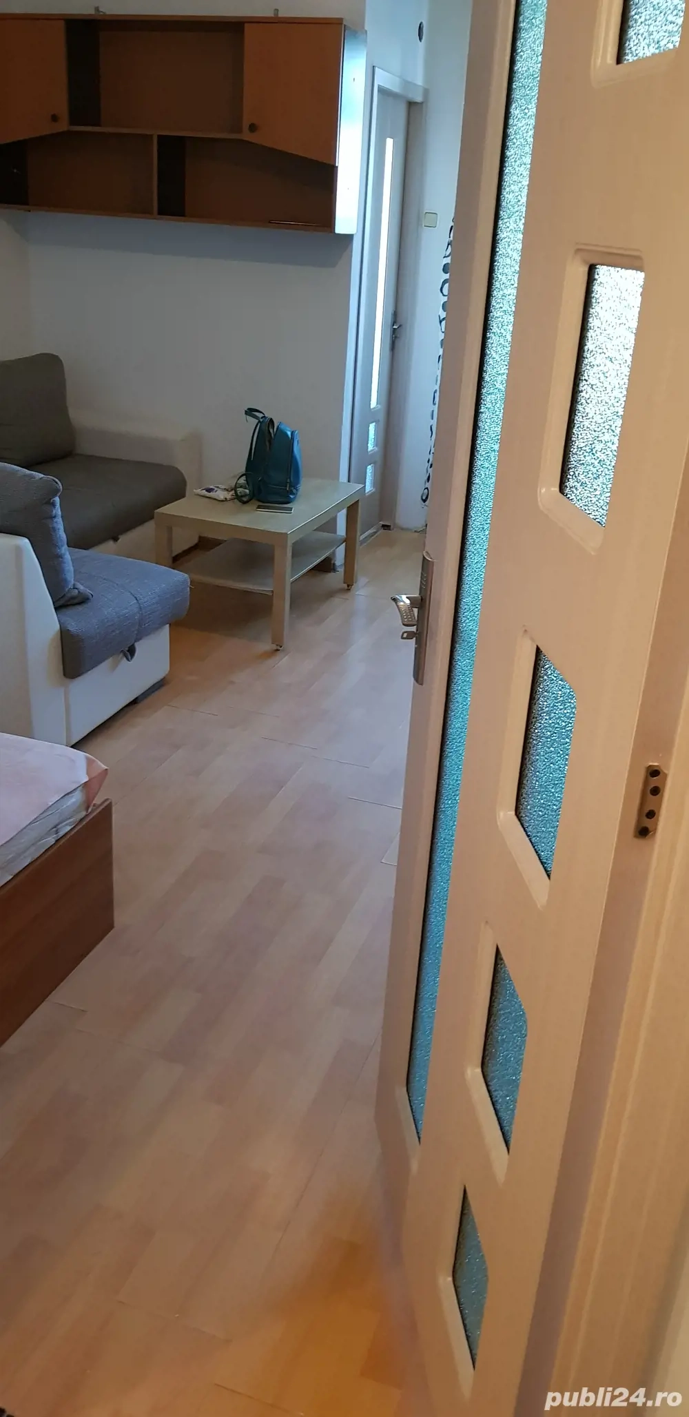 Închiriez garsoniera Piața Progresul 