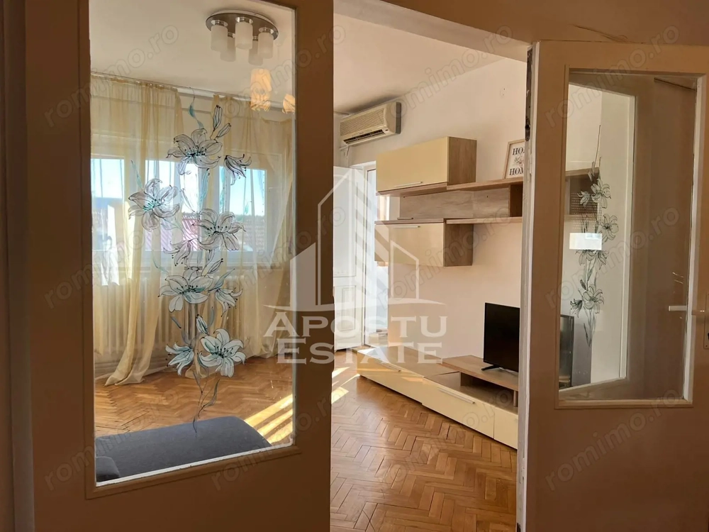 Apartament cu 4 camere, 2 bai în Piața Unirii, Timișoara