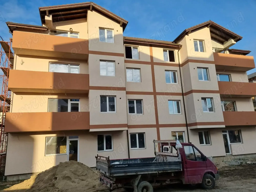 Ap 2 3 camere Giroc Langa Profi et. 2 3