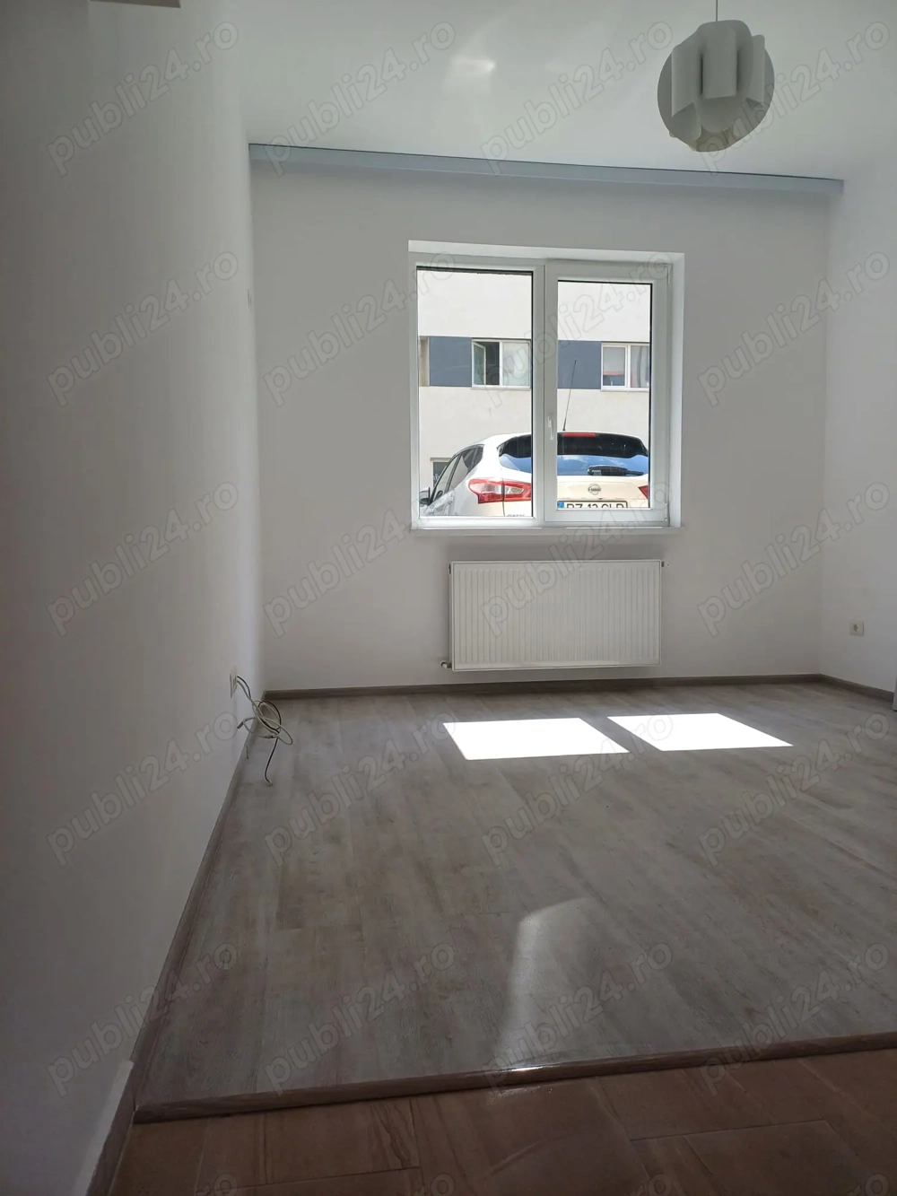 Vând Spatiu comercial in Chiajna intersecție Tineretului cu Ilie Petre vad comercial particular