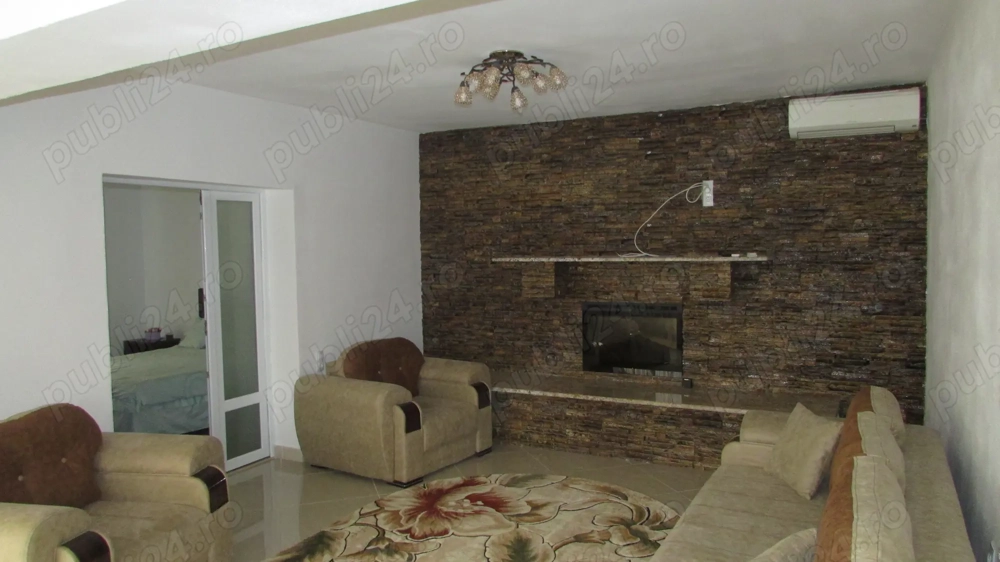 vând casă compusă din 3 clădiri amenajate mobilate Deva Cristur