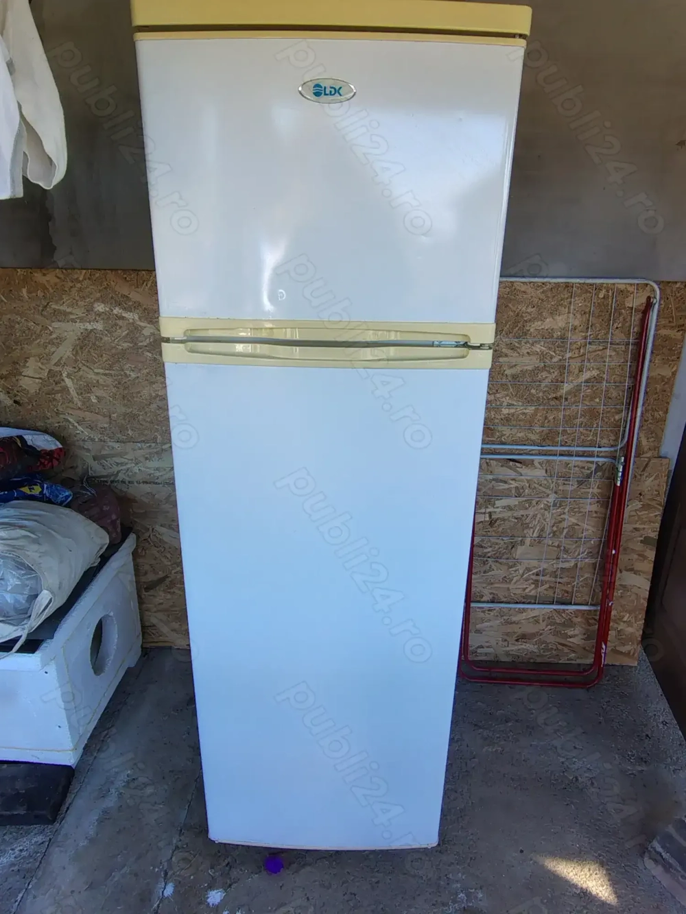 Vand frigider functional