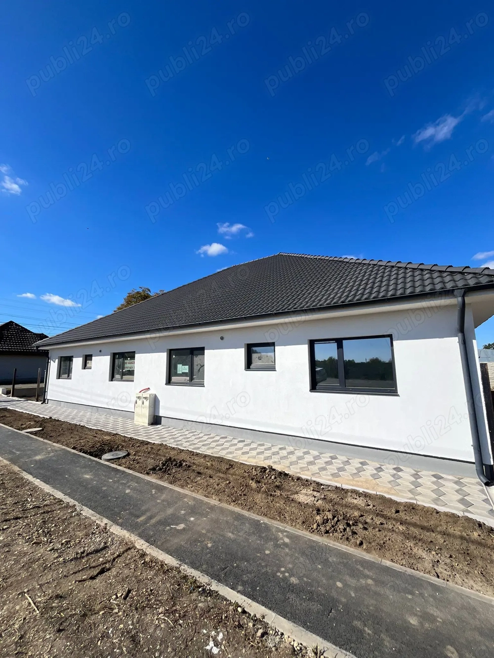 Casa tip duplex de vanzare