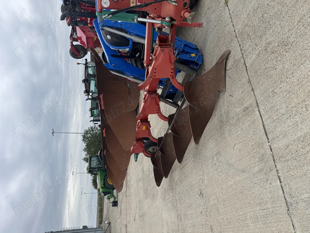 Plug Kverneland 4 trupite