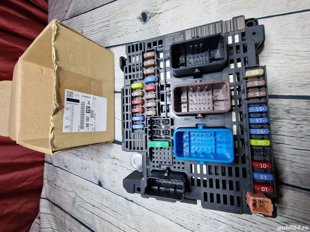 Panou siguranțe Peugeot 508 sw Panou siguranțe Peugeot 508 sw