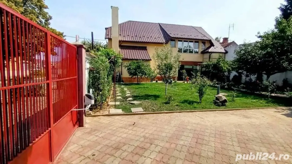 Vind o frumoasă proprietate in cartierul functionarilor 