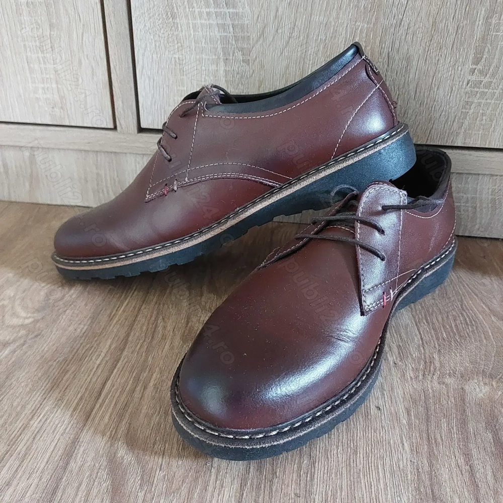 Vand pantofi barbati 