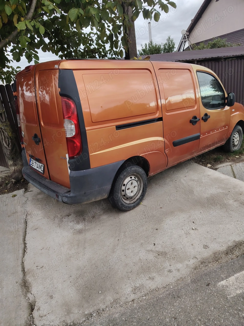 Se vinde autoutilitară Fiat doblo cargo an fabricație 2007