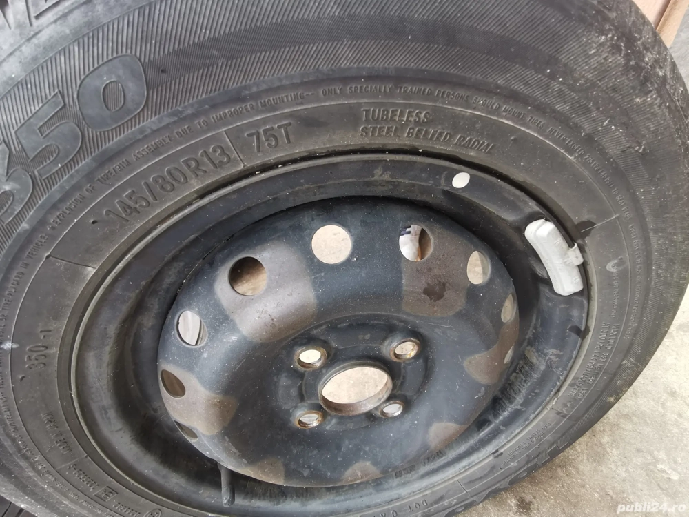 Vând set jante +cauciucuri 145/80 R13