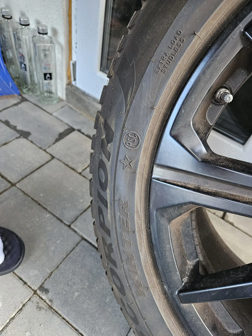 Vand 4 anvelope si jante  Pireli Scorpion