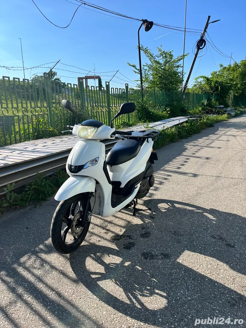 Scutere de vanzare 125cc Peugeot Scutere de vanzare 125cc Peugeot
