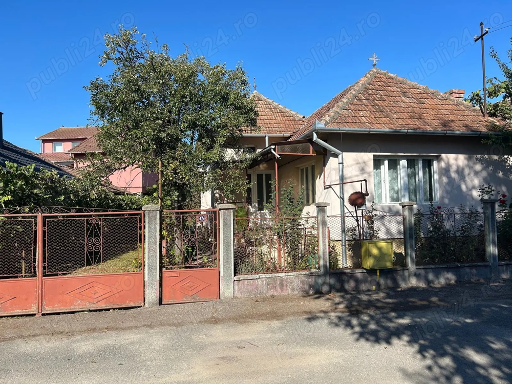 Casa cu teren generos de vanzare Gherla, str. Liviu Rebreanu