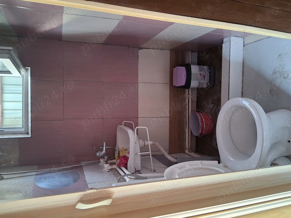 Inchiriez camera la curte cu intrare separata 