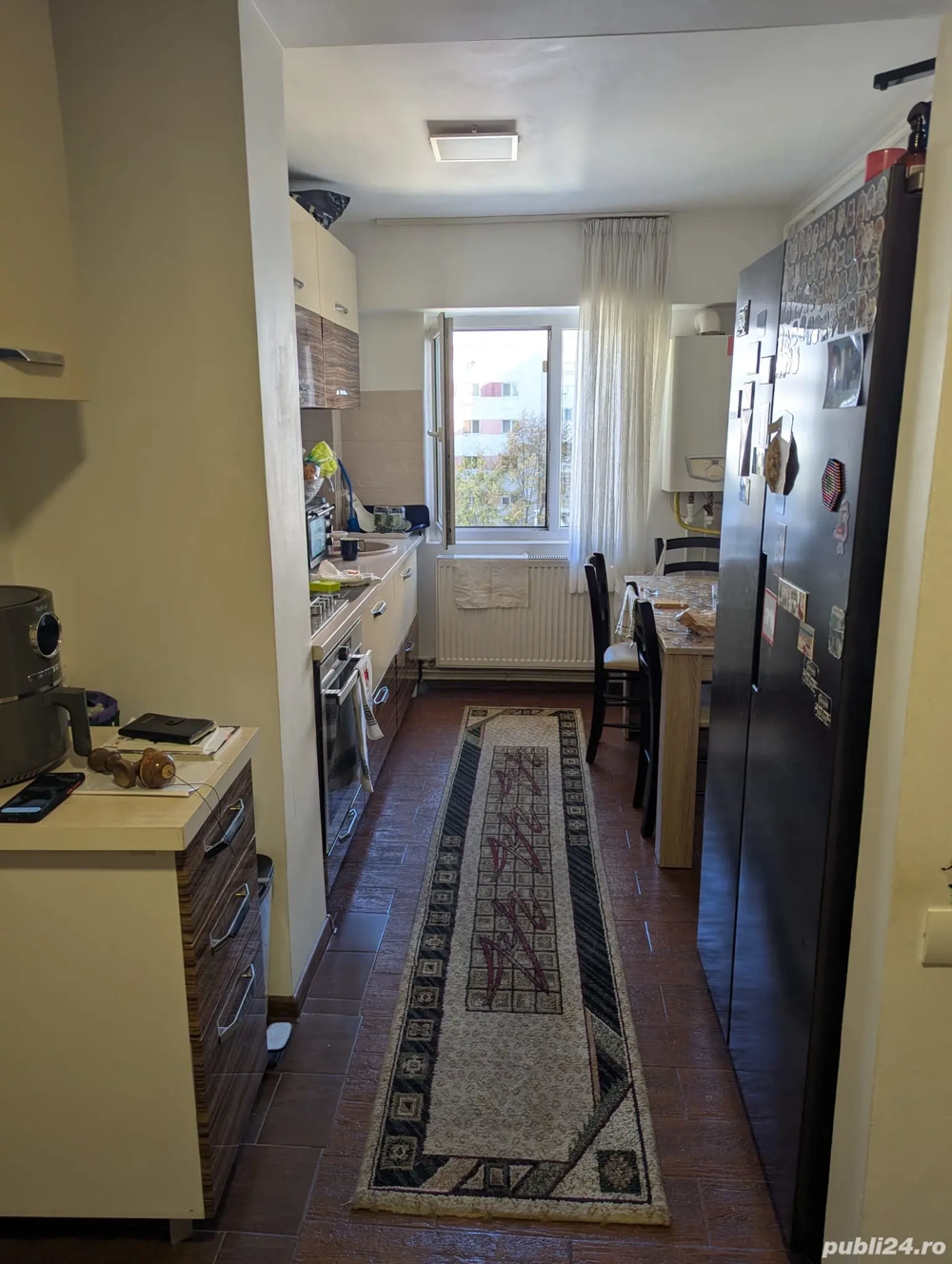 Apartament 3 camere de vânzare