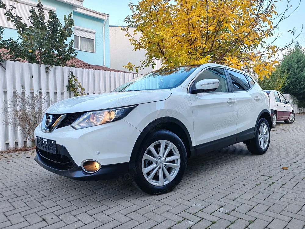 Nissan Qashqai 1.5 DCI Euro5 NaviPanoramicCmr360LedKeyLesGoClimatronicParktronicTempomatJante Nissan Qashqai 1.5 DCI Euro5 NaviPanoramicCmr360LedKeyLesGoClimatronicParktronicTempomatJante