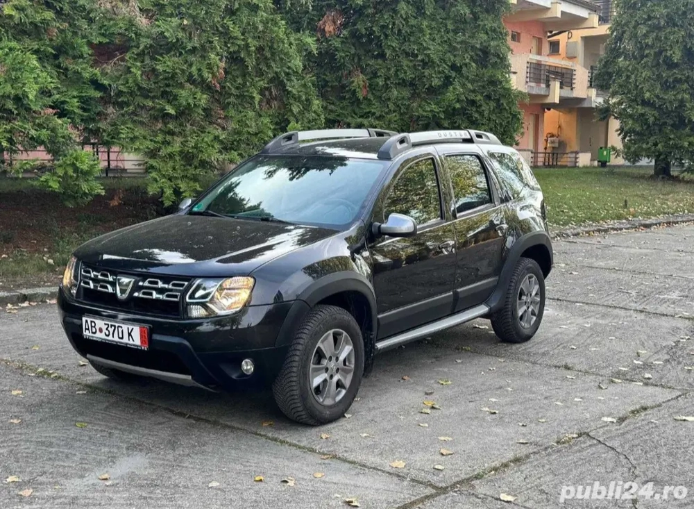 Vând Dacia Duster 4x4 Vând Dacia Duster 4x4